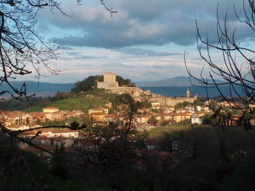 Burgen und Schlösser der Toskana