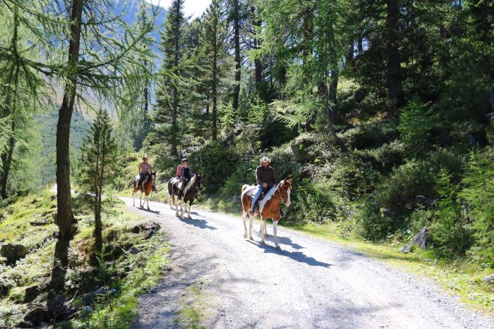 Reiturlaub im Münstertal Graubünden