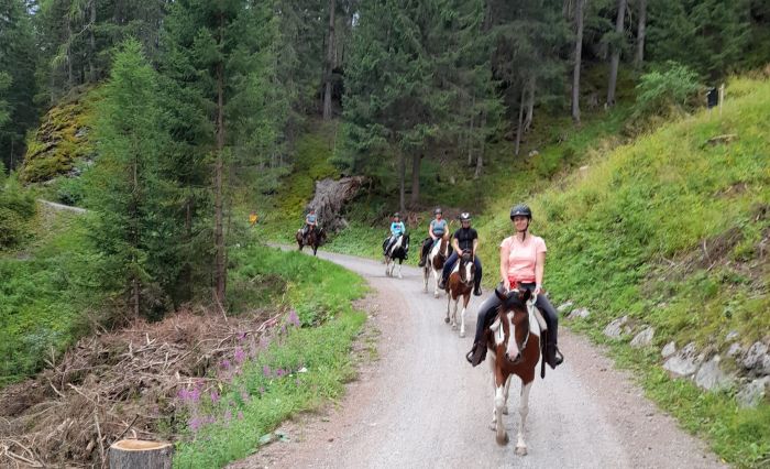 Reiturlaub im Münstertal Graubünden